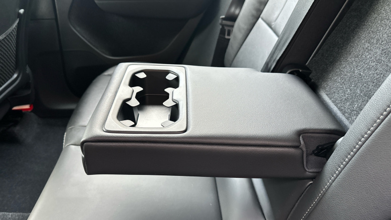 Volvo Xc40 2.0 B4P Inscription Pro 5dr Auto Petrol Estate